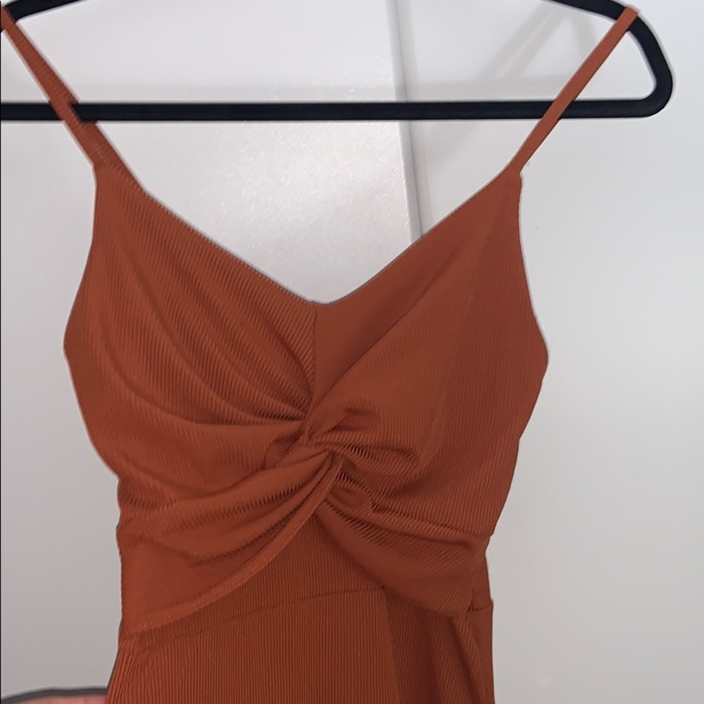Camel strappy midi dress - Picture 3 of 5